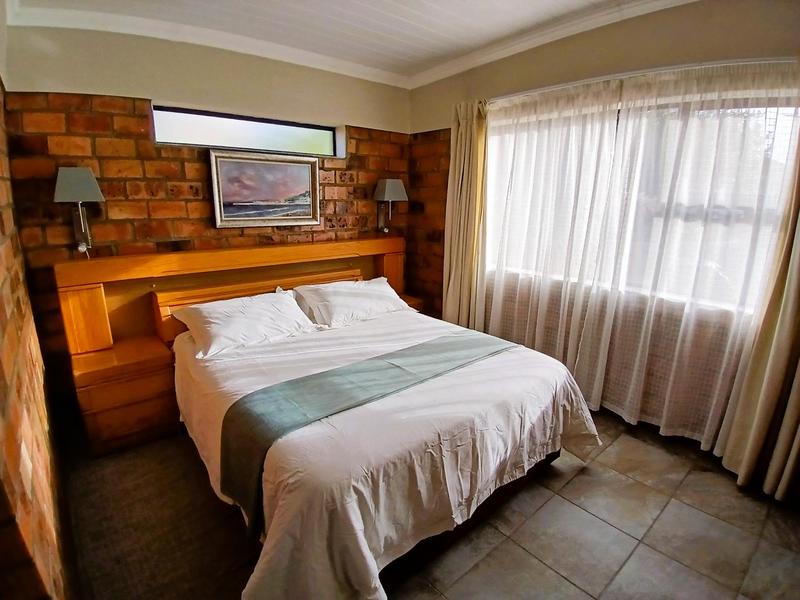 3 Bedroom Property for Sale in Stilbaai Wes Western Cape